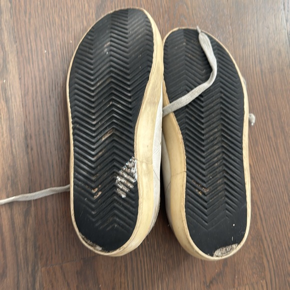 Golden Goose Sneakers - Picture 2 of 3